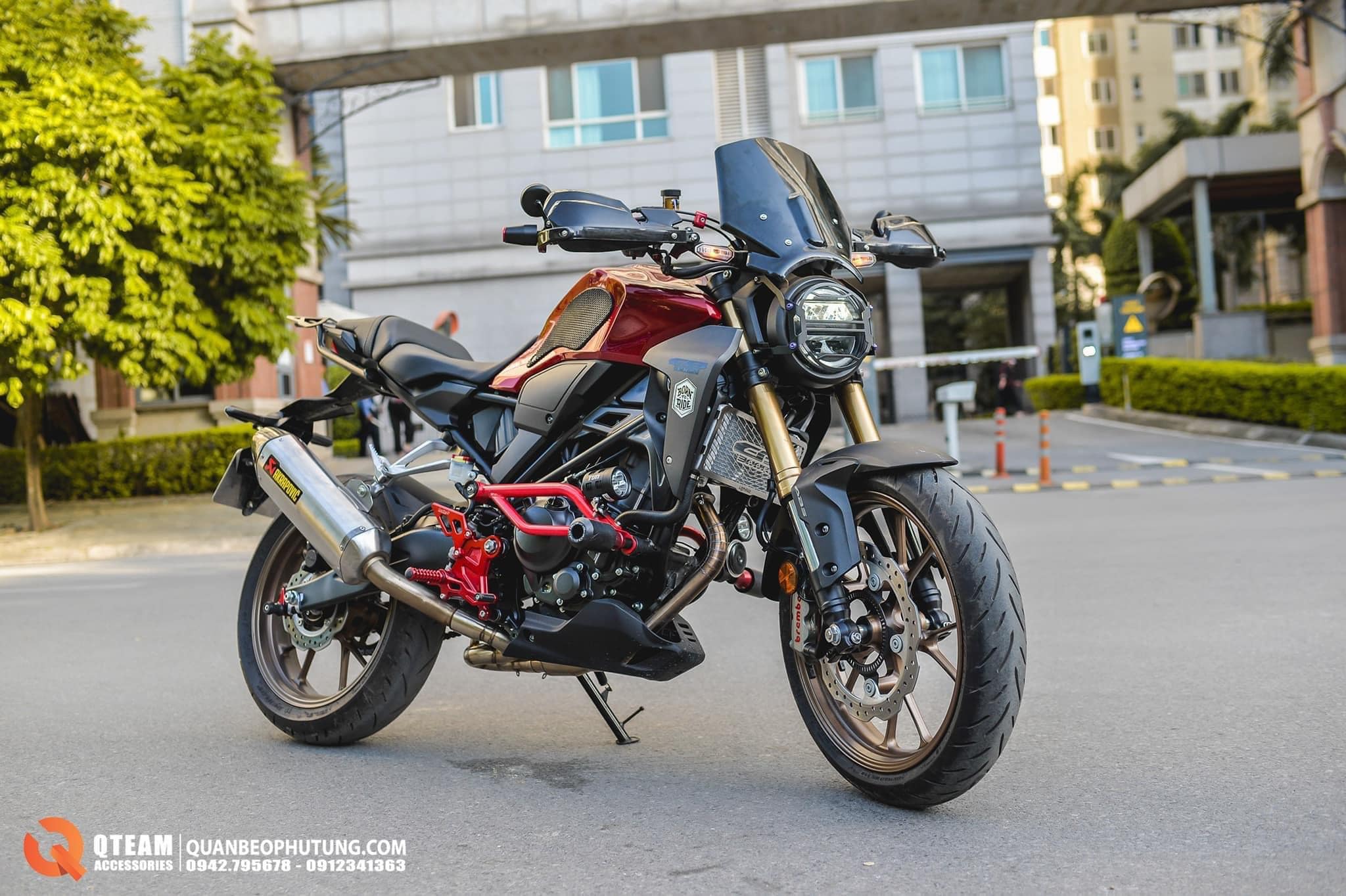 Kính chắn gió Touring dành cho các dòng CB150R - CB300R - CB650R - CB1000