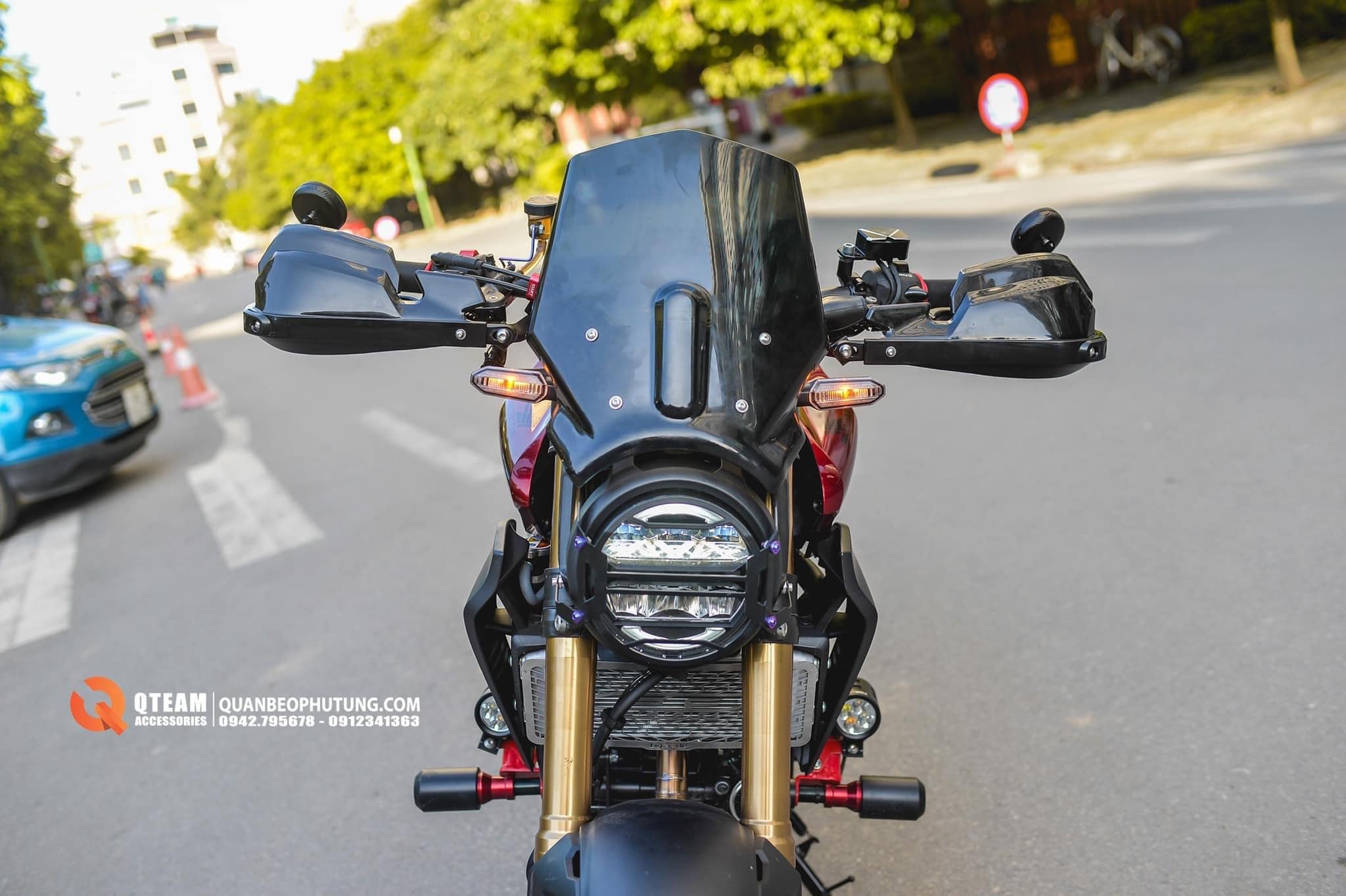 Kính chắn gió Touring dành cho các dòng CB150R - CB300R - CB650R - CB1000