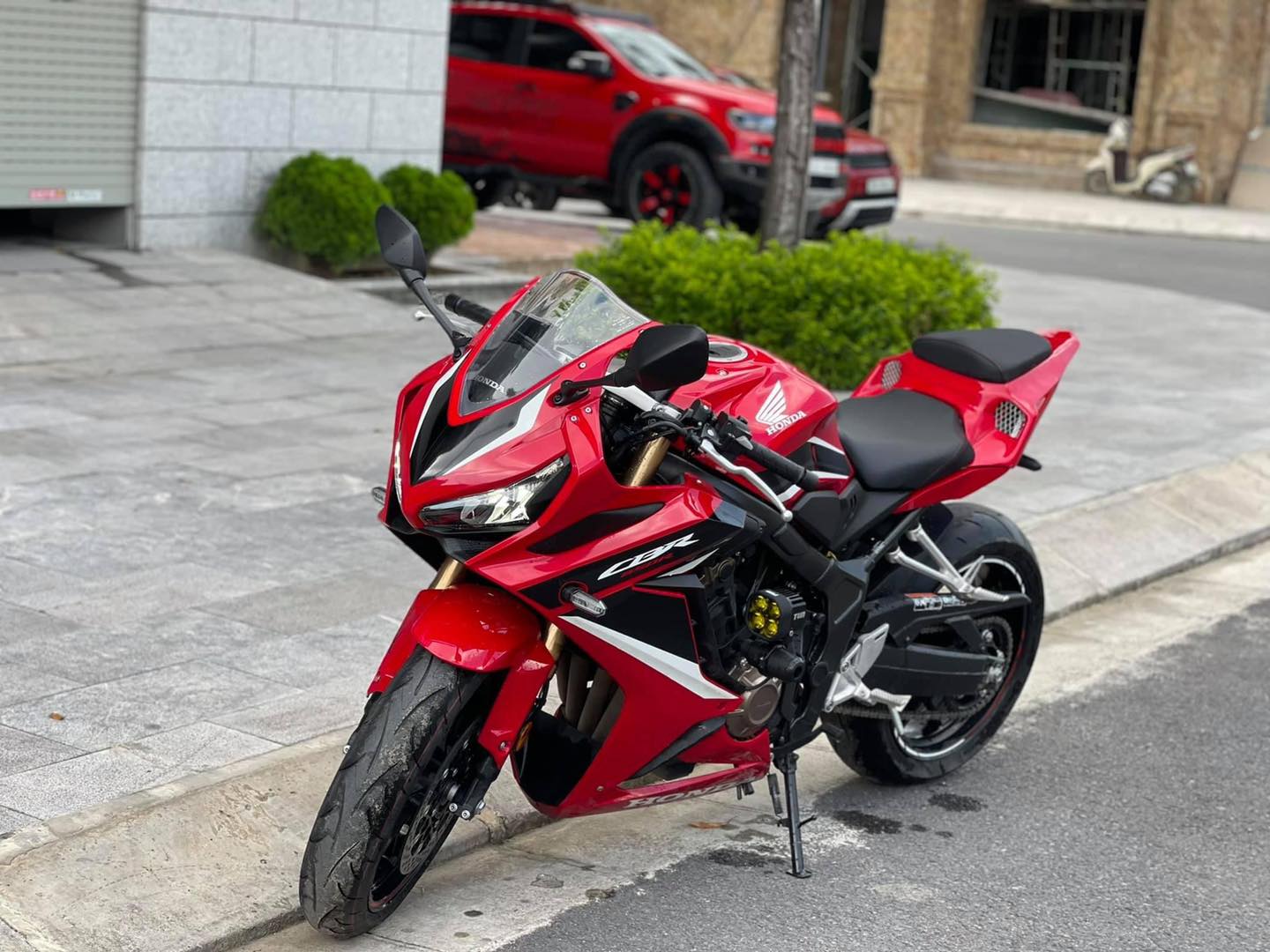 Ốp đuôi cho CBR650R