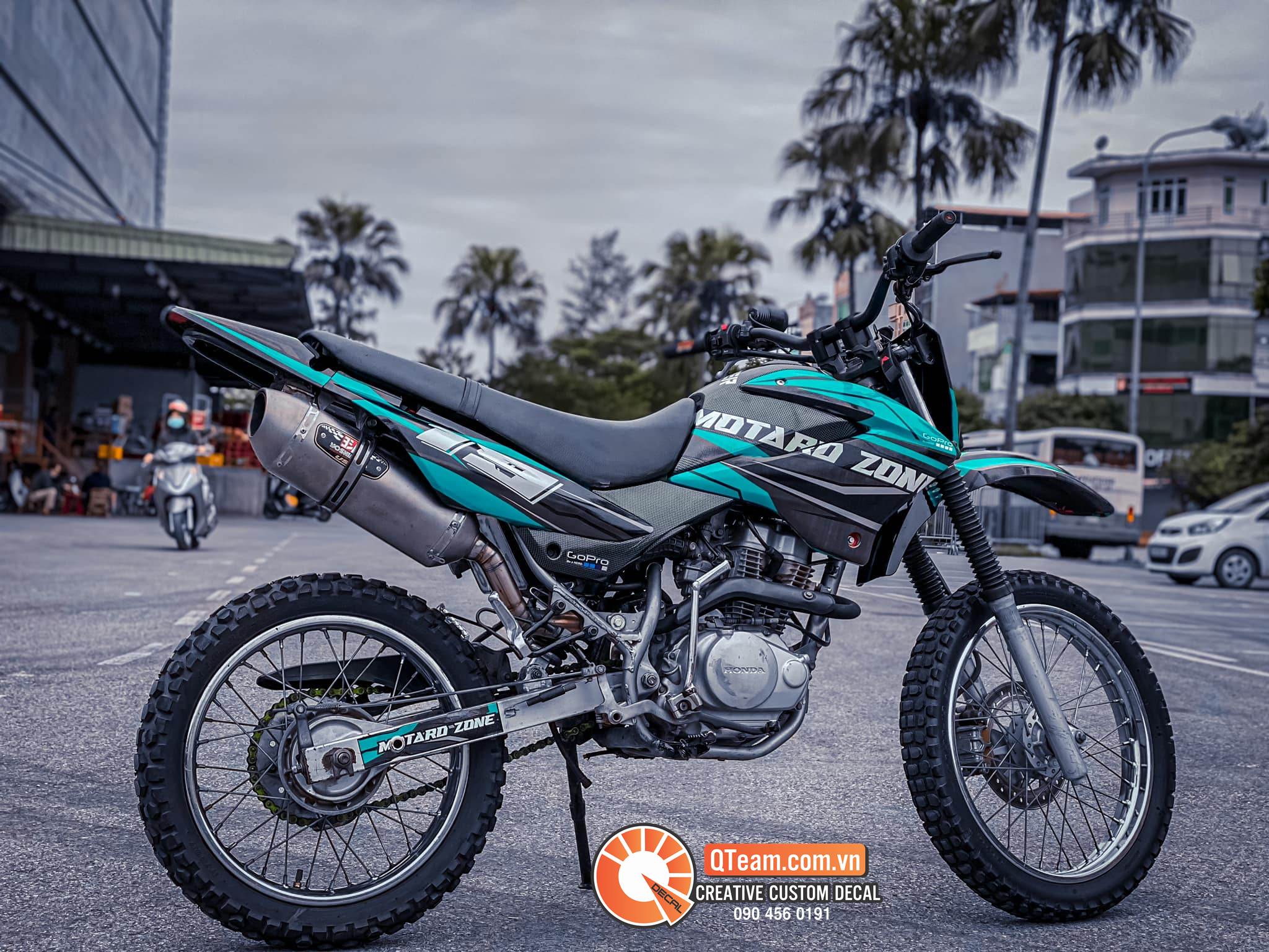 Tem trùm XR125 trắng xanh đẳng cấp