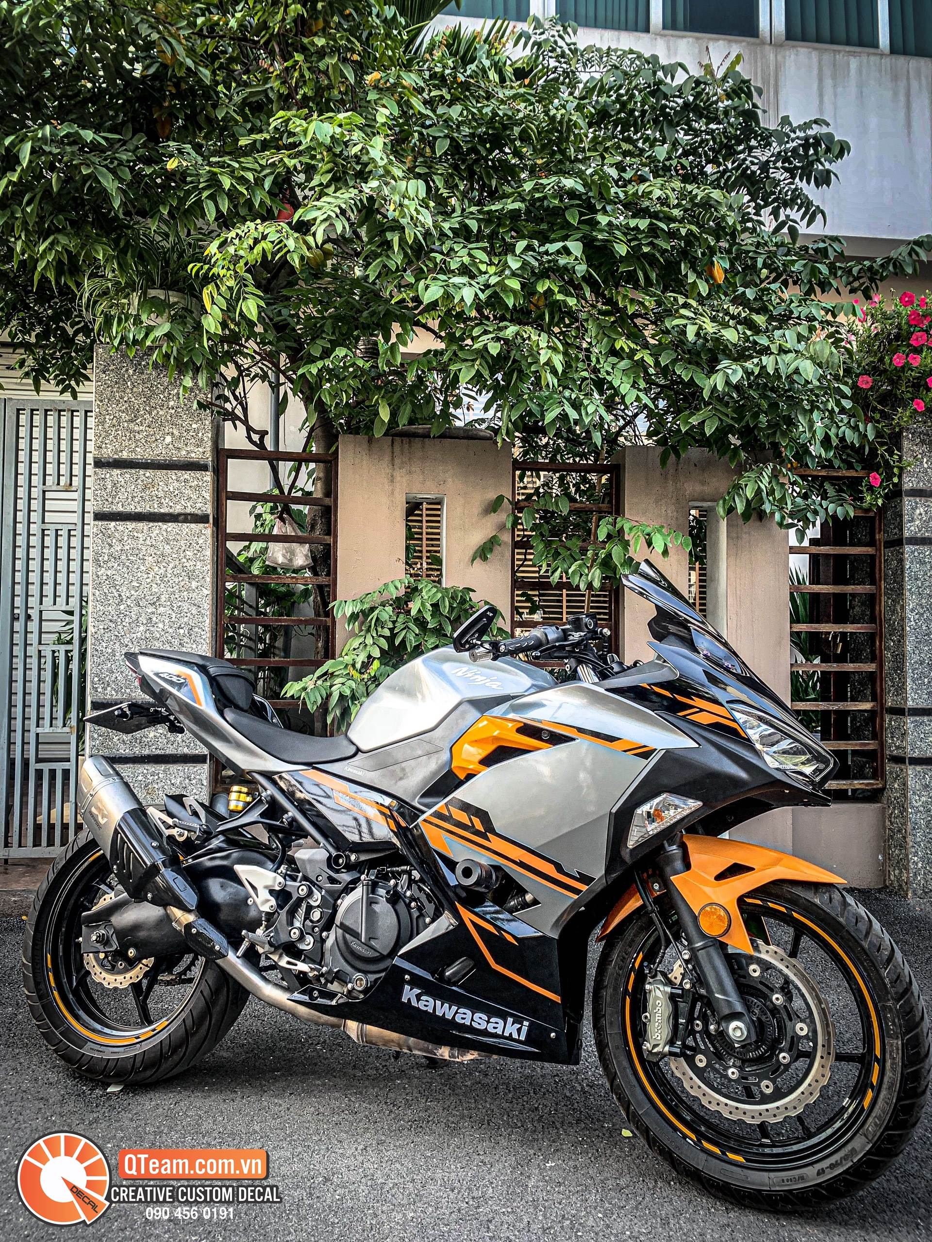 Tem trùm NinJa400 xám sen vàng candy xước cao cấp