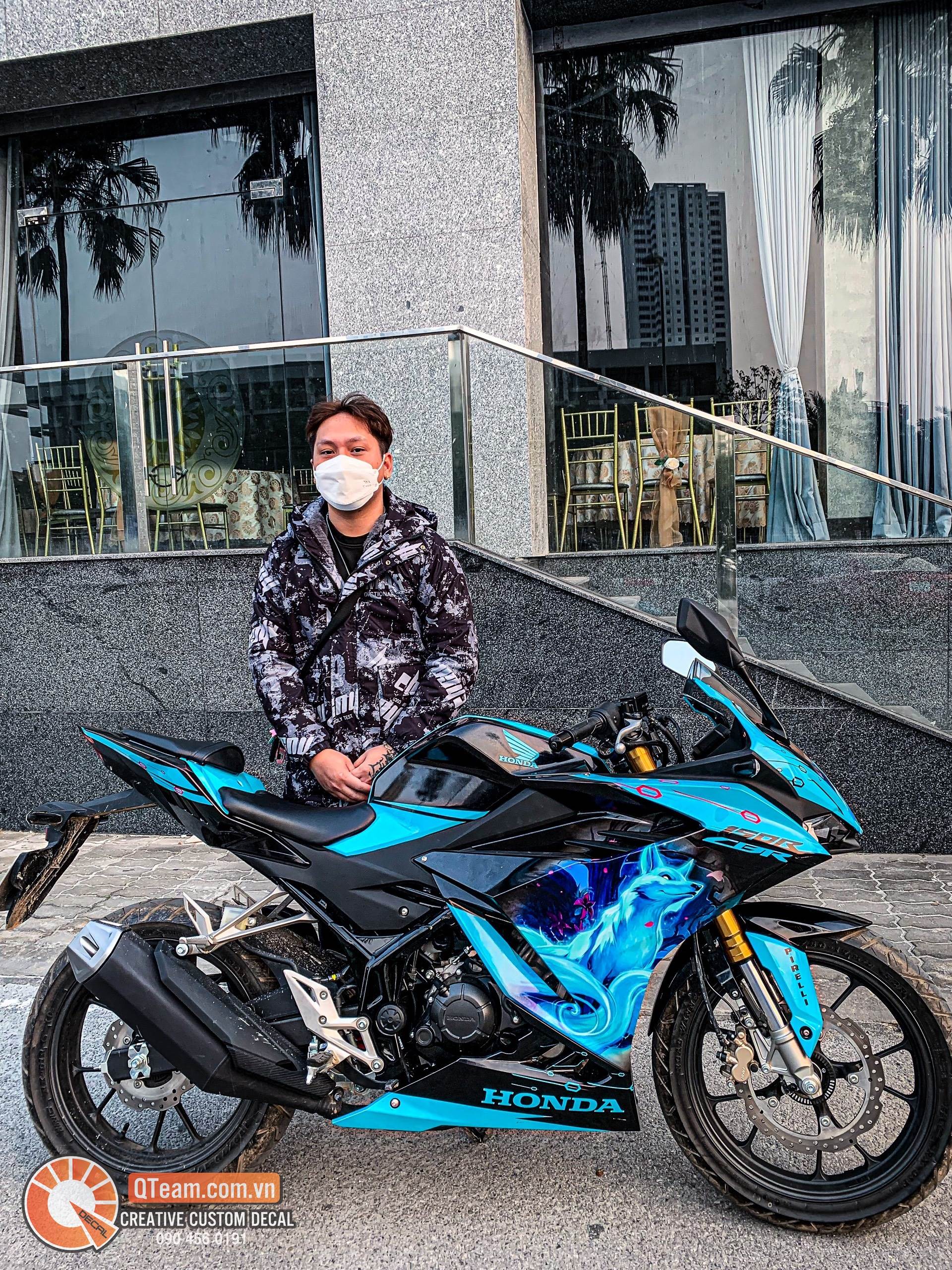 Tem trùm CBR150R candy xanh đen hồ ly